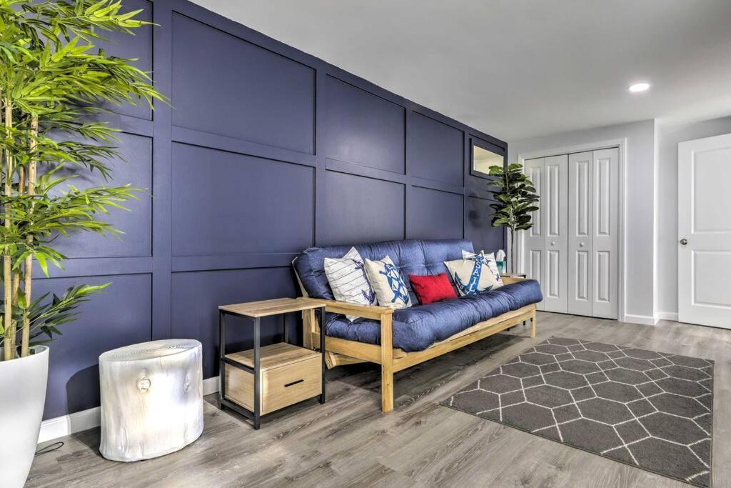 New! Updated Mystic Home W/ Sauna, Hot Tub & Deck Eksteriør bilde